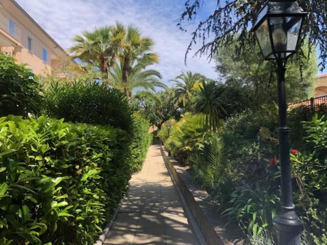 Belle Residence Au Centre De Saint Tropez Avec Piscine Et Garage Dış mekan fotoğraf